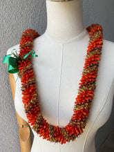 Load image into Gallery viewer, Cigar Lei