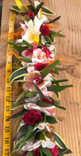Load image into Gallery viewer, Melia - Island Style Haku Lei - Fresh Flower Crown