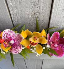 Load image into Gallery viewer, Fresh floral crown tropical Orchid Lei Po'o - Shower, Birthday wedding graduation anniversary