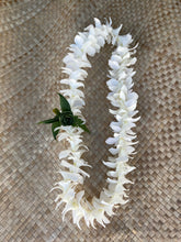 Load image into Gallery viewer, White Single Orchid Lei
