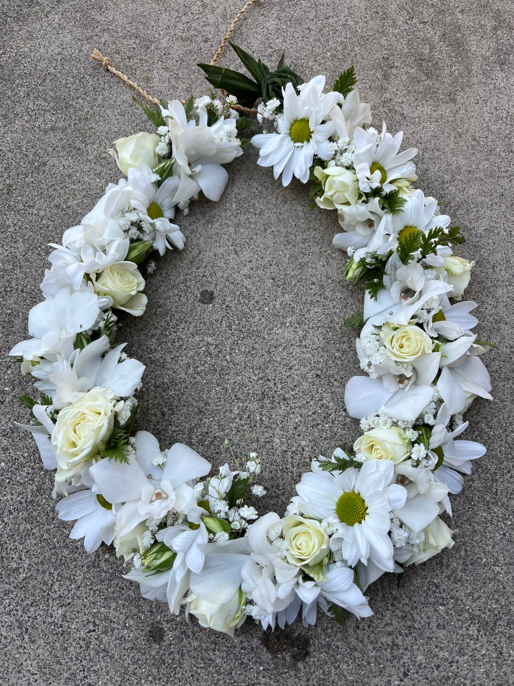 Mixed Seasonal Floral Lei - Haku Method