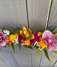 Load image into Gallery viewer, Fresh floral crown tropical Orchid Lei Po&#39;o - Shower, Birthday wedding graduation anniversary

