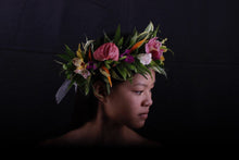 Load image into Gallery viewer, Island Style Haku Lei - Fresh Flower Crown

